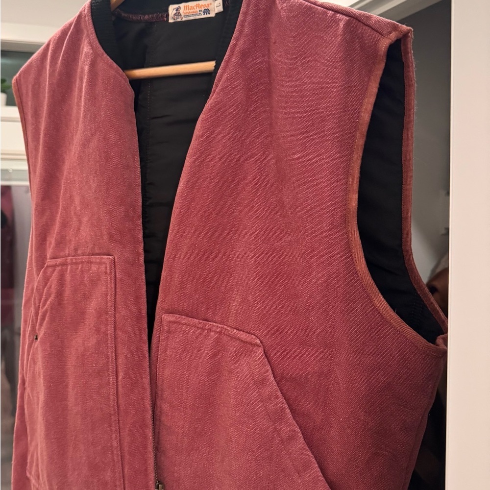 Manresa Bittner Vest - Maroon